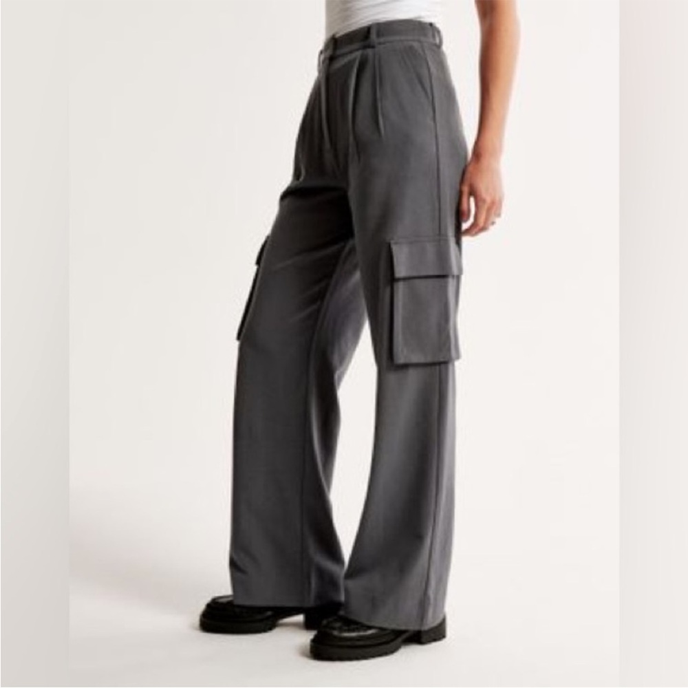 Abercrombie and Fitch Tailored Cargo Trousers